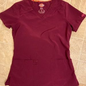 Dickies Burgundy Scrub Set